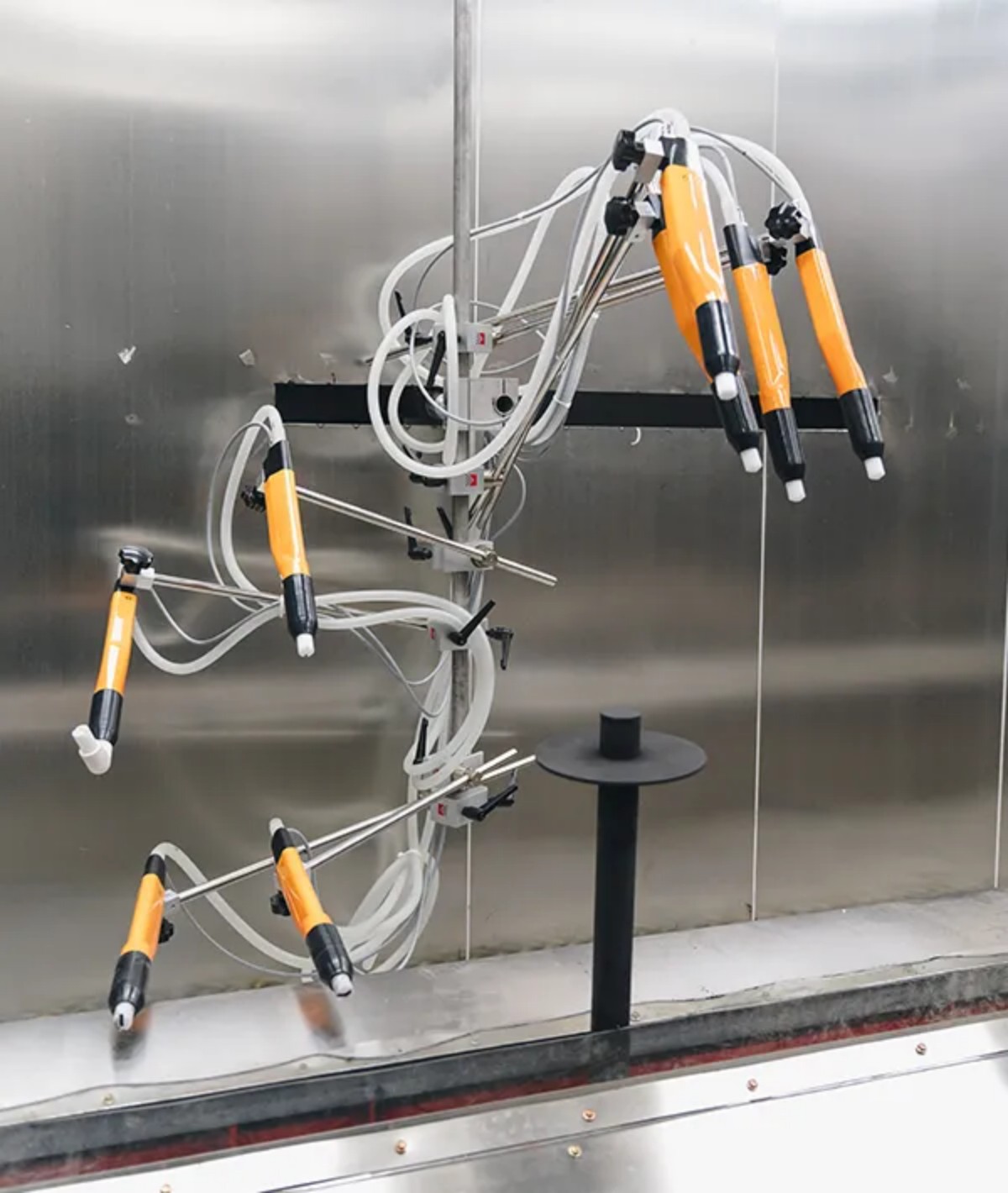 Automated Multi-Gun Reciprocator Powder Coating